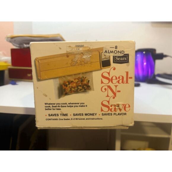 Sears Roebuck and Co. 1980 Seal-N-Save in box Vintage Almond - Picture 14 of 16
